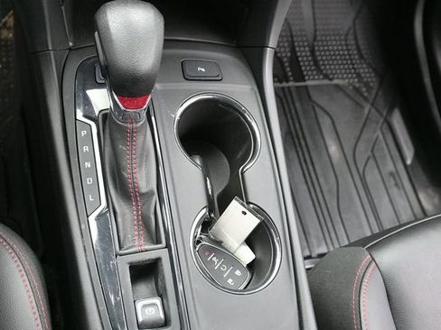 Used 2022 Chevrolet Equinox RS w/ RS Leather Package image 21