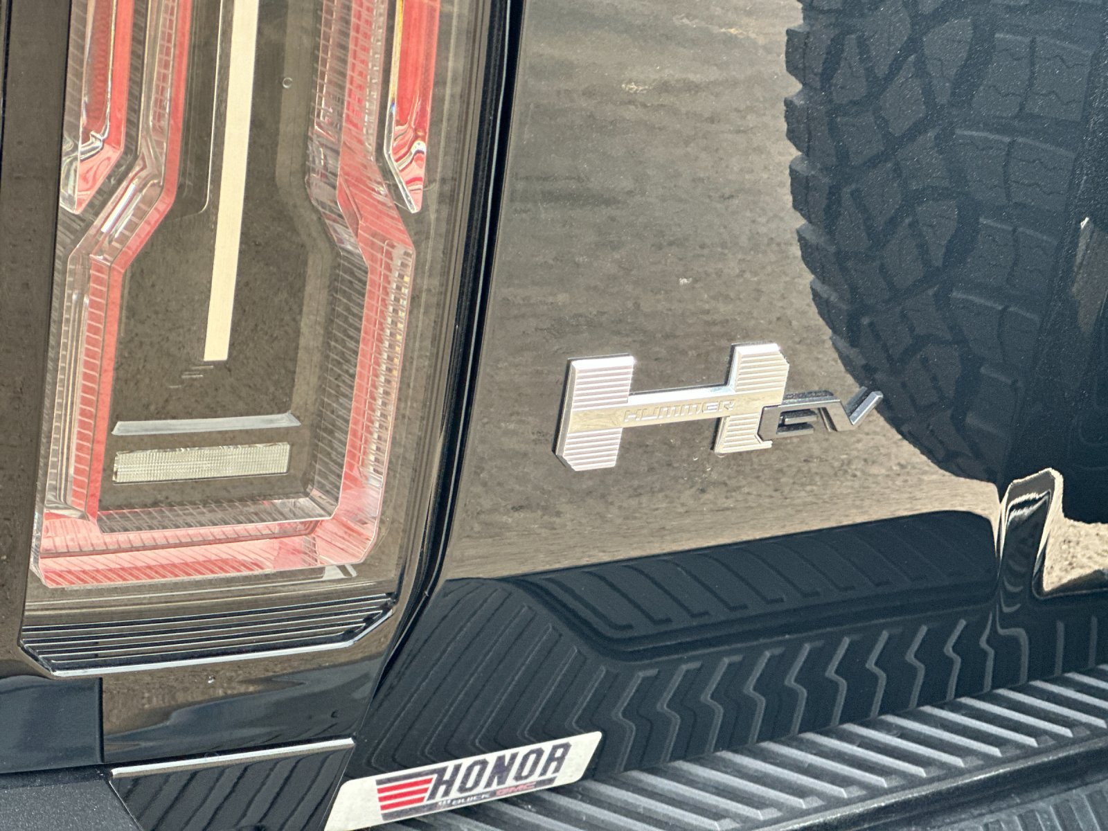 Used 2024 GMC Hummer EV 3X w/ Extreme Off-Road Package AWD/4WD image 27