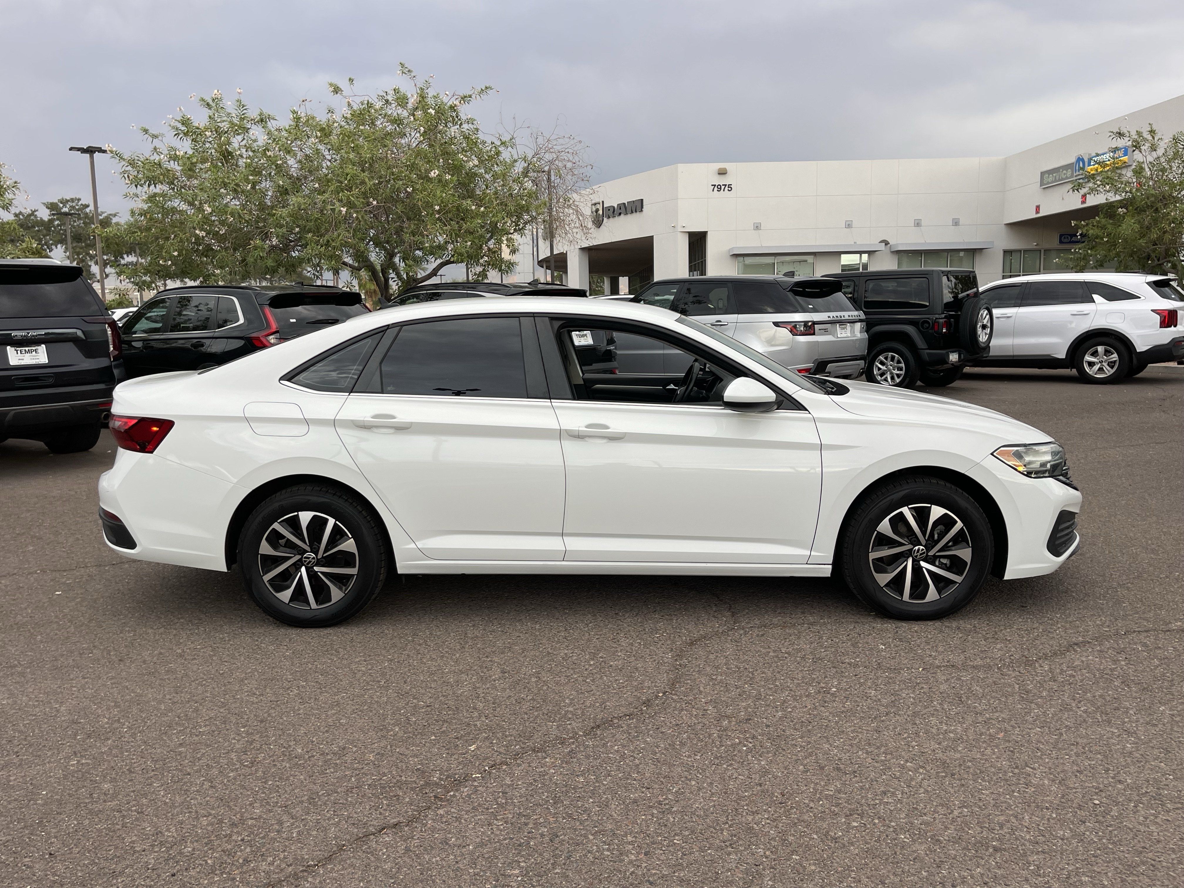 Used 2023 Volkswagen Jetta S FWD image 6