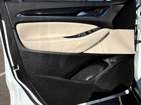 Used 2023 Buick Enclave Essence w/ Experience Buick Package image 22