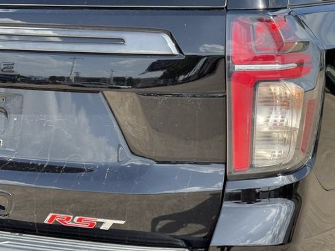 Used 2021 Chevrolet Tahoe RST w/ Luxury Package RWD image 7