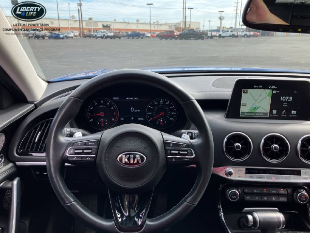 Used 2018 Kia Stinger Premium AWD/4WD image 7