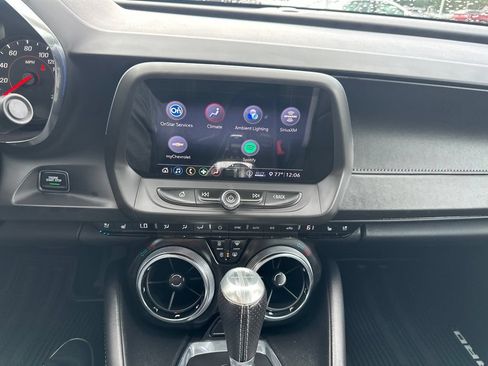Used 2020 Chevrolet Camaro SS RWD image 17
