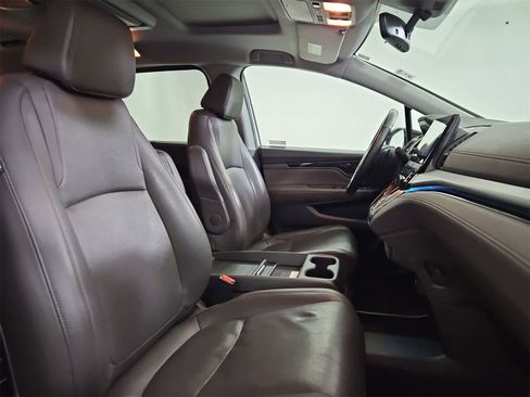 Used 2019 Honda Odyssey Elite image 23