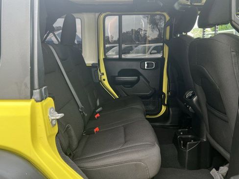 Used 2023 Jeep Wrangler Unlimited Sport image 26