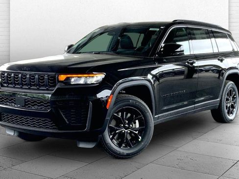 New 2026 Jeep Grand Cherokee L 4WD image 2