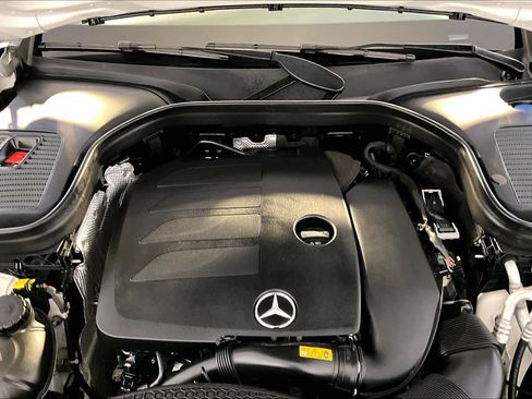 Used 2022 Mercedes-Benz GLC 300 4MATIC image 30