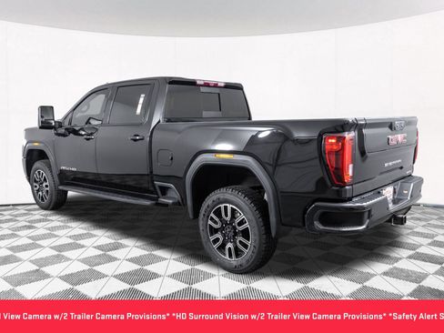 Used 2022 GMC Sierra 2500 AT4 w/ AT4 Premium Plus Package AWD/4WD image 18