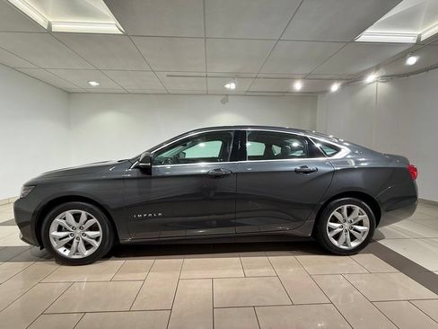 Used 2019 Chevrolet Impala LT FWD image 2