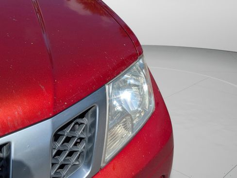 Used 2013 Nissan Frontier Desert Runner image 12