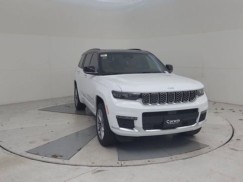 New 2025 Jeep Grand Cherokee L Summit image 4