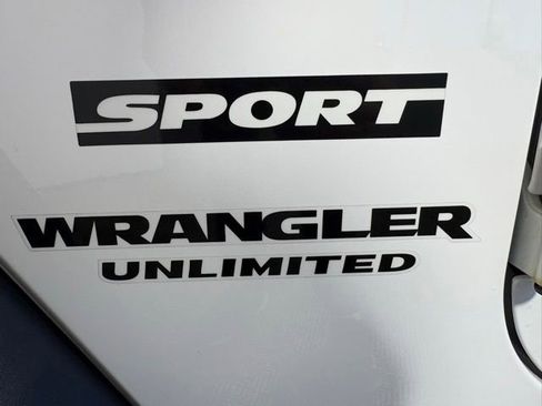 Certified 2017 Jeep Wrangler Unlimited Sport w/ Quick Order Package 23S AWD/4WD image 12