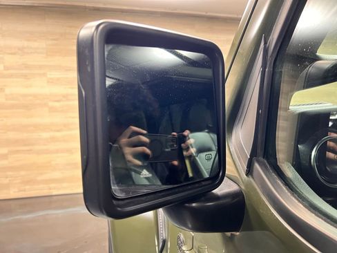 Used 2022 Jeep Wrangler Unlimited Sahara image 28