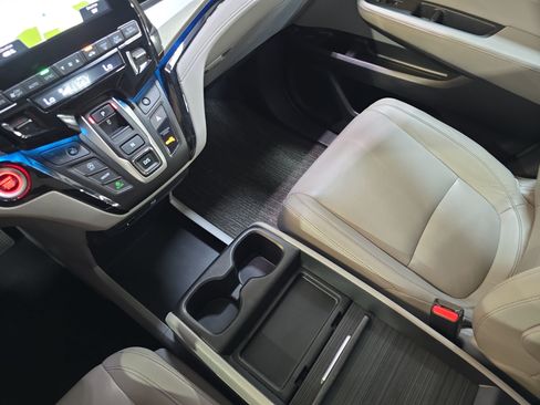 Used 2021 Honda Odyssey Touring image 22