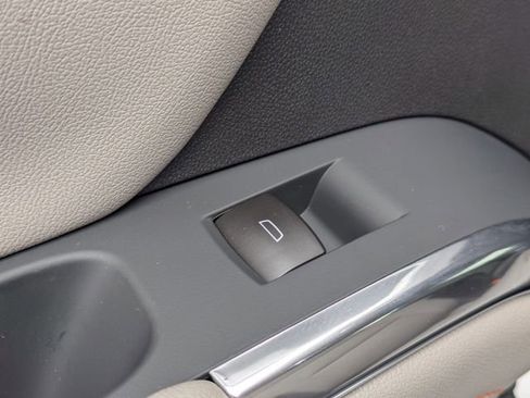 New 2026 Chevrolet Traverse LT w/ Sun and Wheel Package image 27