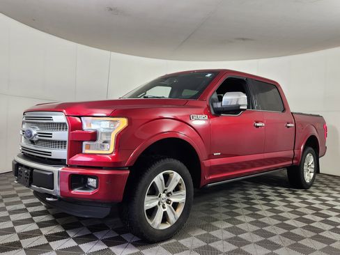 Used 2015 Ford F150 Platinum w/ Equipment Group 701A Luxury AWD/4WD image 3