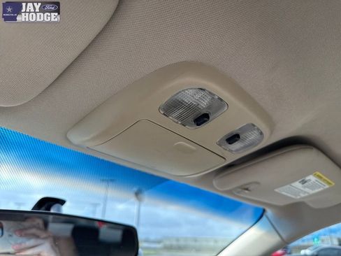 Used 2010 Ford Fusion SE image 23