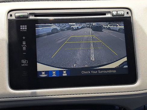 Used 2018 Honda HR-V EX image 22