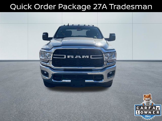 Used 2023 RAM 3500 Tradesman w/ Chrome Appearance Group AWD/4WD image 2