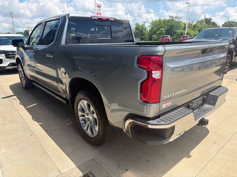 New 2026 Chevrolet Silverado 1500 LTZ w/ LTZ Premium Package AWD/4WD image 4