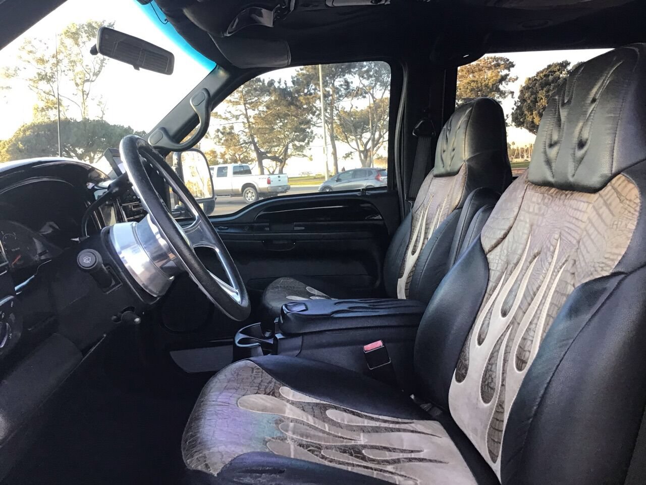 Used 2001 Ford Excursion XLT AWD/4WD image 18