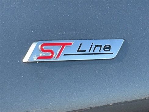 Used 2025 Ford Explorer ST-Line image 21