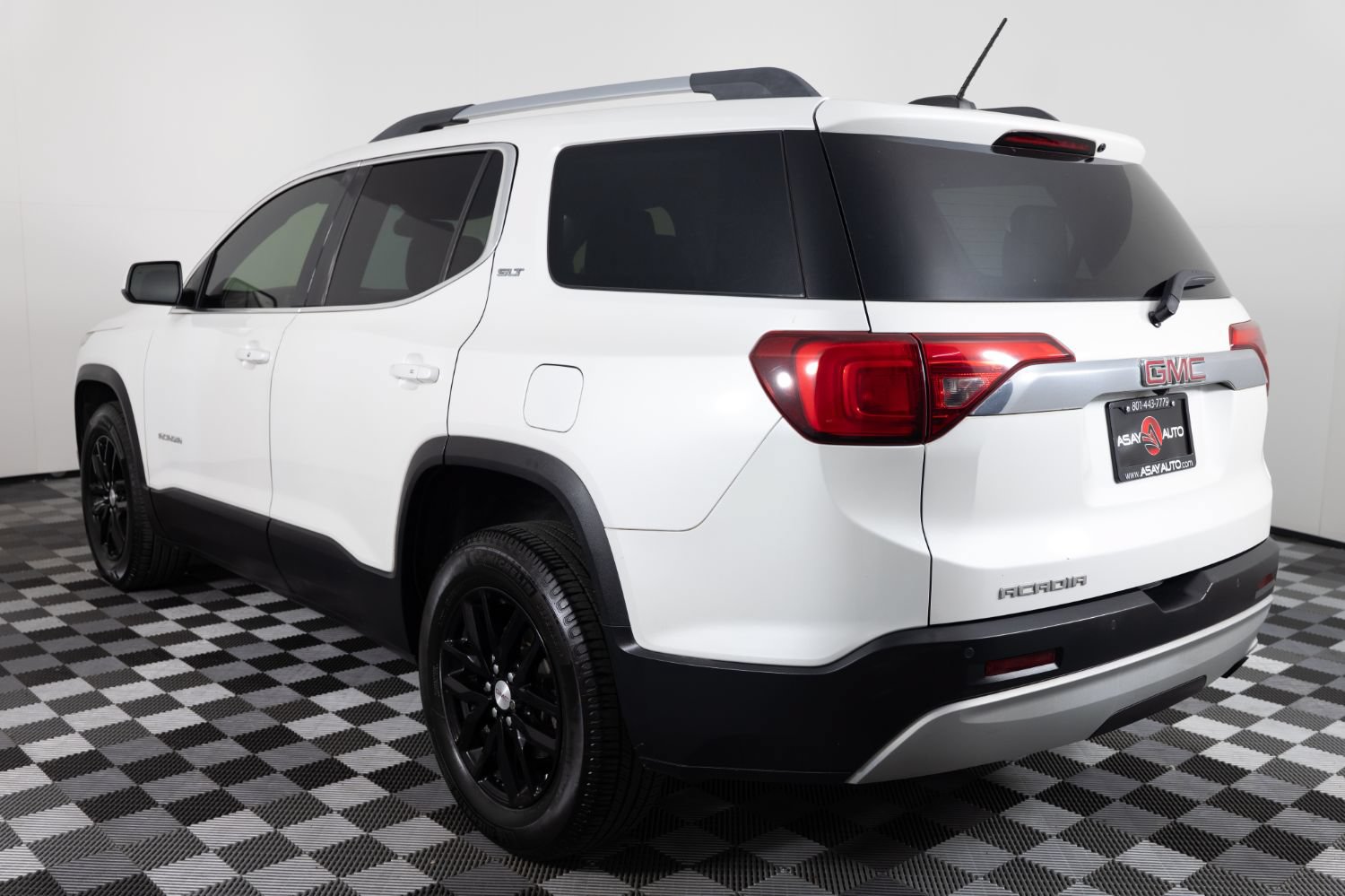 Used 2018 GMC Acadia SLT FWD image 5