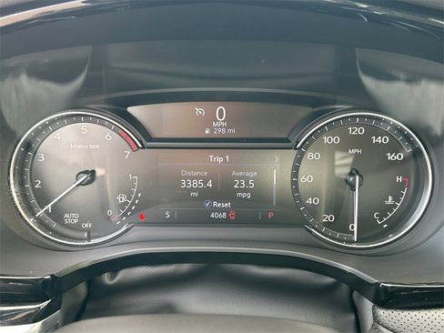 New 2025 Cadillac XT6 Luxury image 27