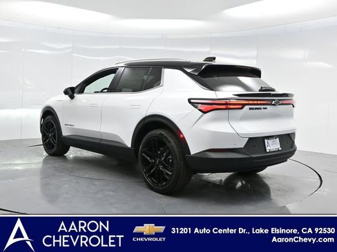 New 2026 Chevrolet Equinox EV LT image 5