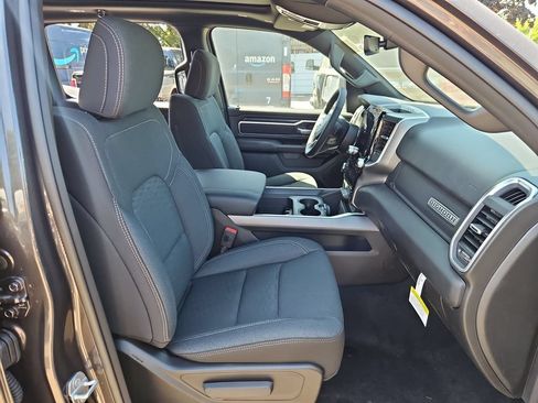 New 2026 RAM 1500 Big Horn AWD/4WD image 16