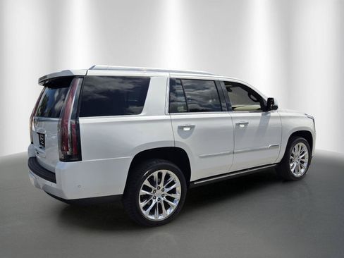 Used 2019 Cadillac Escalade Platinum RWD image 7