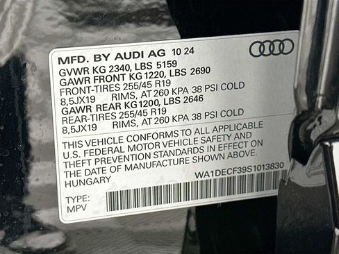 Certified 2025 Audi Q3 2.0T Premium w/ Convenience Package AWD/4WD image 30