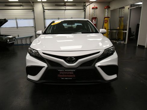 Certified 2024 Toyota Camry SE image 2