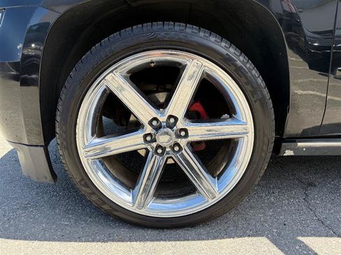 Used 2015 Chevrolet Tahoe LTZ AWD/4WD image 10