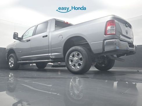 Used 2024 RAM 2500 Big Horn AWD/4WD image 30