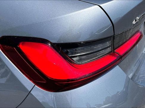Used 2026 BMW 330i xDrive Sedan AWD/4WD image 18