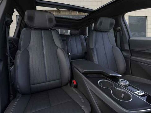 New 2026 Cadillac Lyriq Premium Sport AWD/4WD image 17