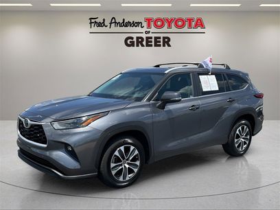 Used 2023 Toyota Highlander XLE
