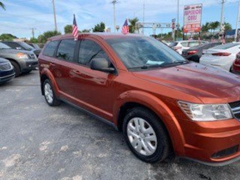 Used 2014 Dodge Journey American Value Package w/ Flexible Seating Group image 1