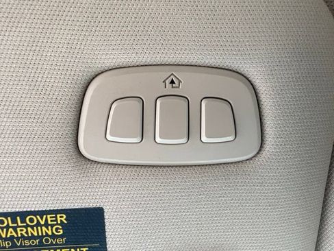 Used 2024 Lincoln Corsair AWD w/ Equipment Group 101A image 31
