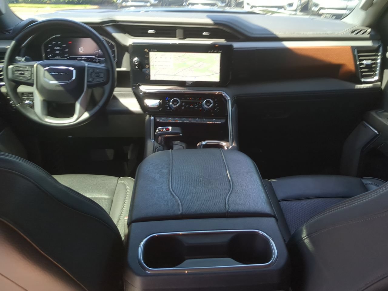 Used 2024 GMC Sierra 1500 Denali w/ Denali Reserve Package AWD/4WD image 21