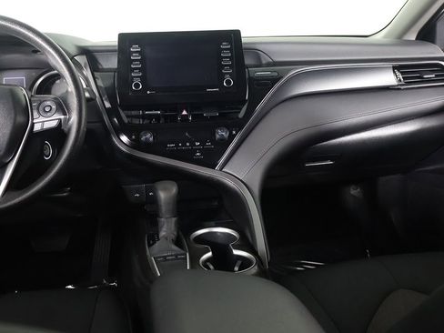 Used 2024 Toyota Camry LE image 29