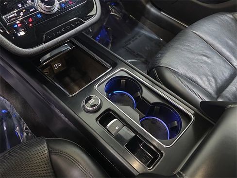 Certified 2021 Lincoln Corsair Reserve w/ Elements Package image 22