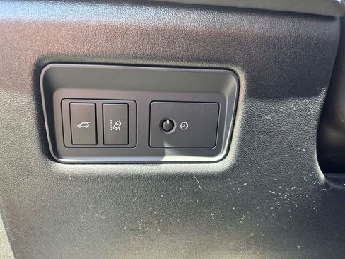 Used 2017 Land Rover Range Rover Supercharged AWD/4WD image 36