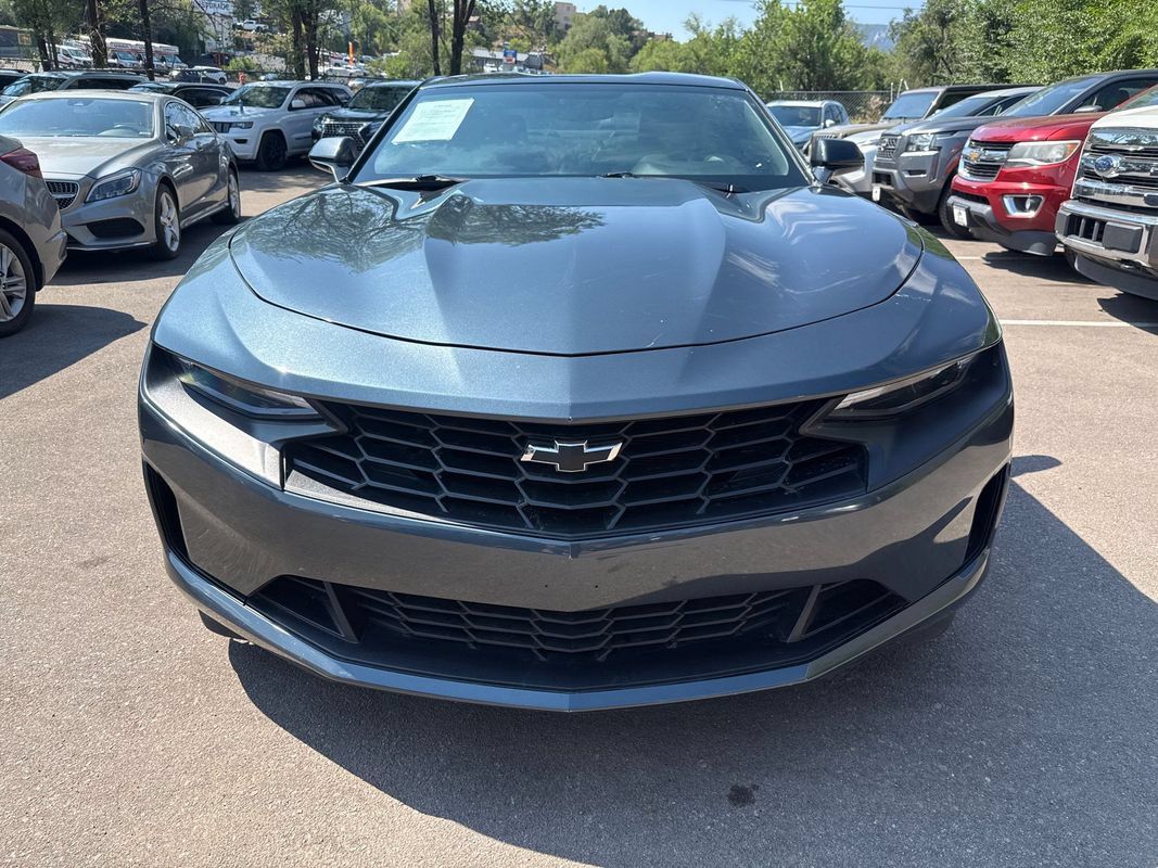 Used 2020 Chevrolet Camaro LT RWD image 2