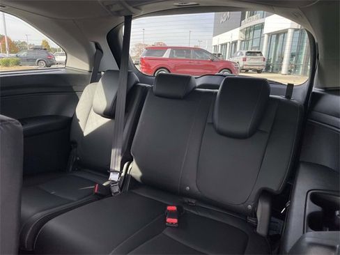 Used 2024 Honda Odyssey Touring image 25
