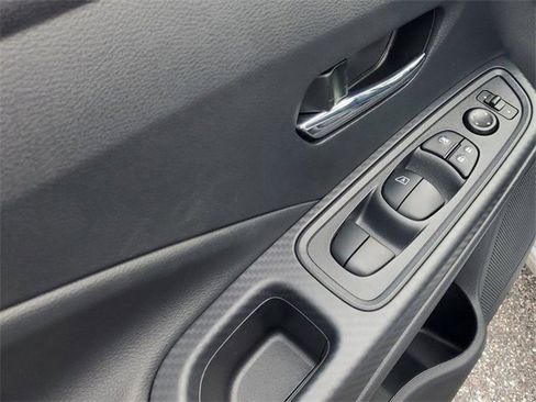 New 2025 Nissan Versa SV image 6