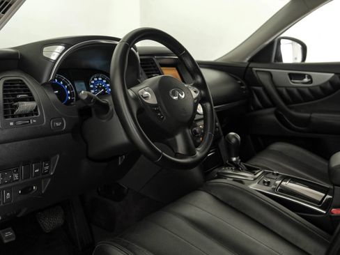 Used 2014 INFINITI QX70 3.7 image 2