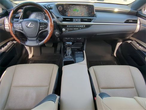 Used 2021 Lexus ES 350 w/ Premium Package image 14