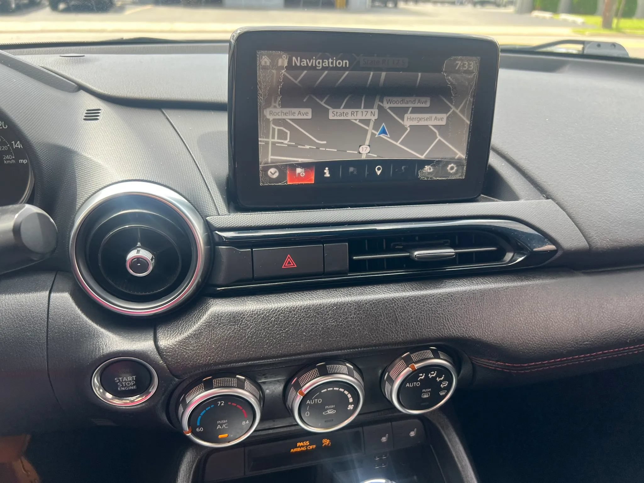 Used 2018 MAZDA MX-5 Miata Grand Touring RWD image 21